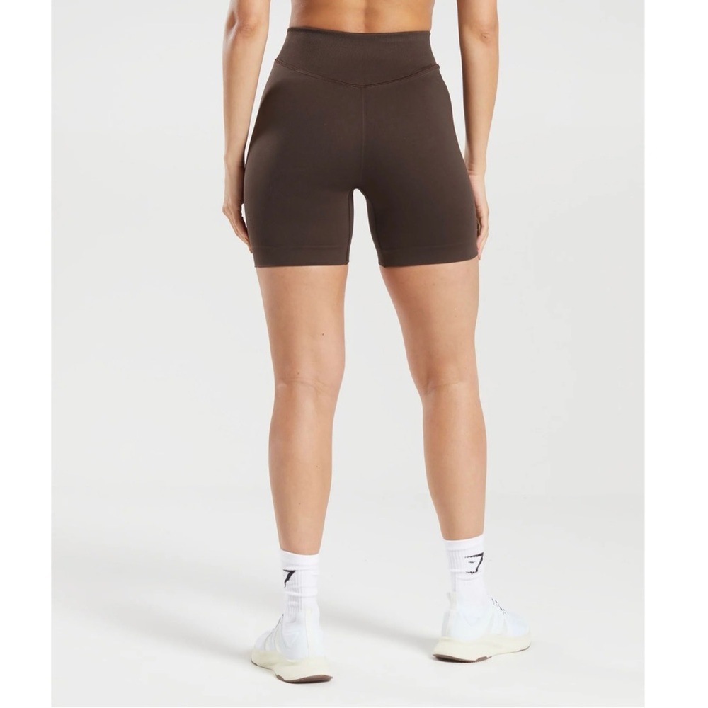 NWOT GYMSHARK Sweat Seamless Shorts in Shadow Brown Size XS - Picture 14 of 14